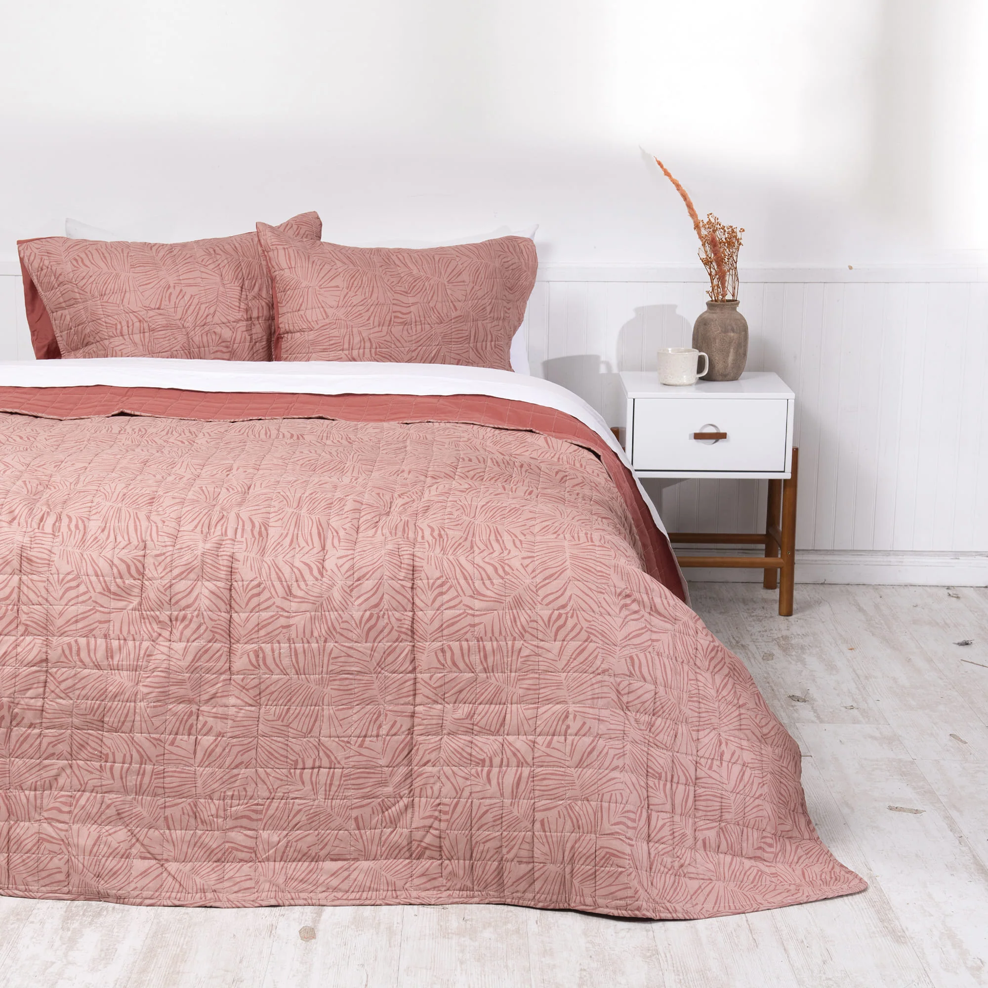 Quilt Super King Cosido Estampado Monstera